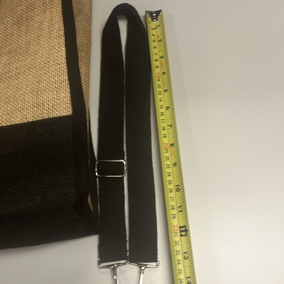 Monogrammed letter M Black and Tan burlap large zip Tote Bag w/ strap preowned - Picture 7 of 12